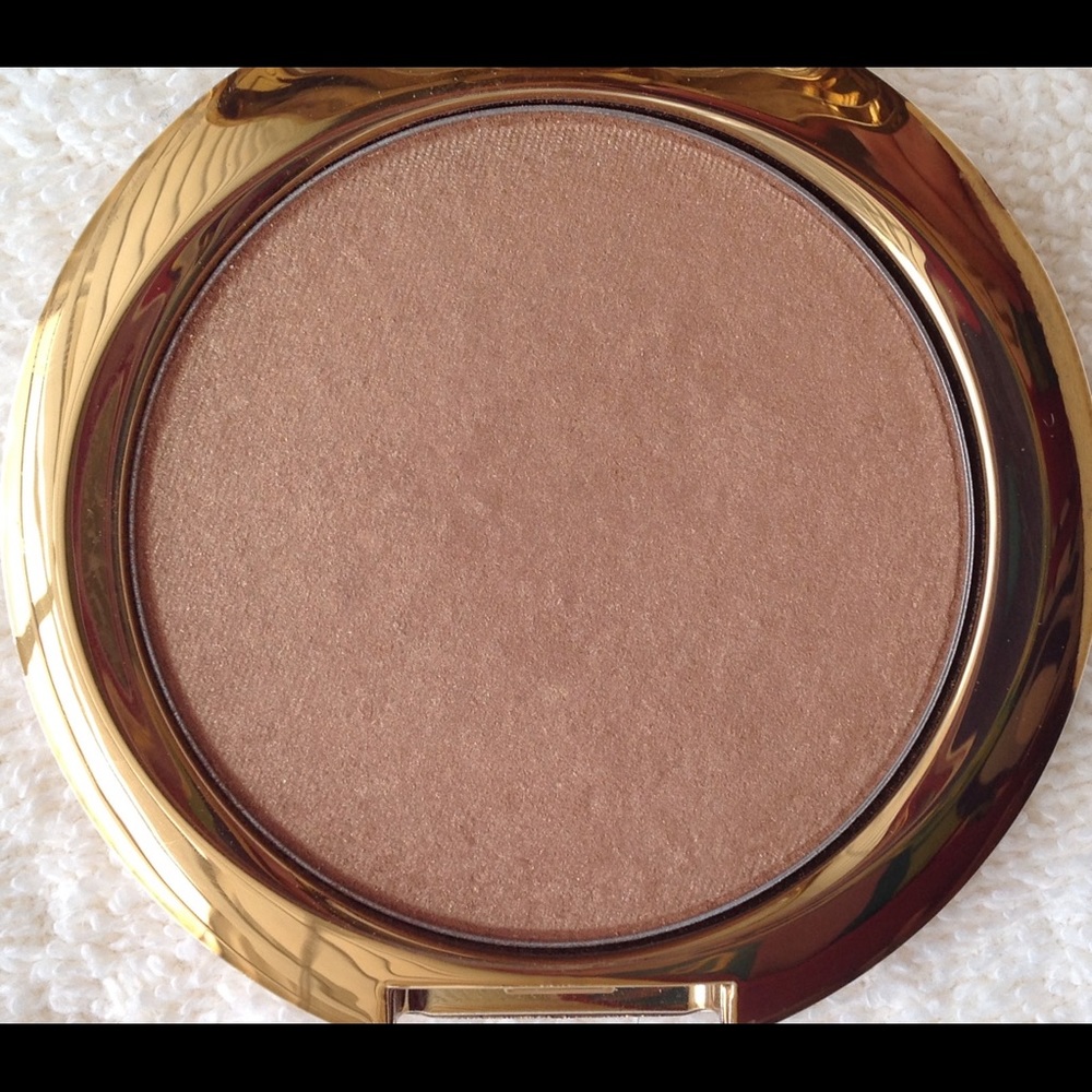 Pur Minerals Mineral Glow bronzer